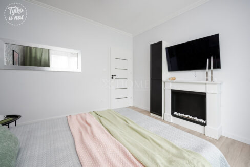 107937833