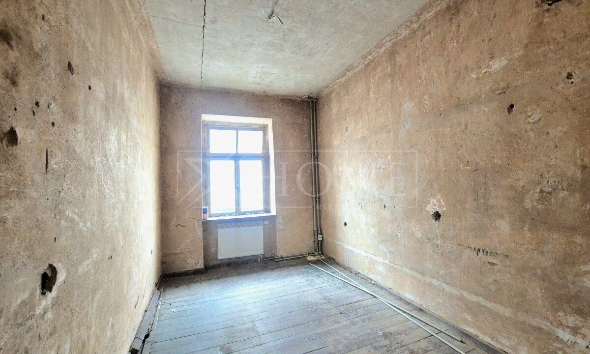 109913759